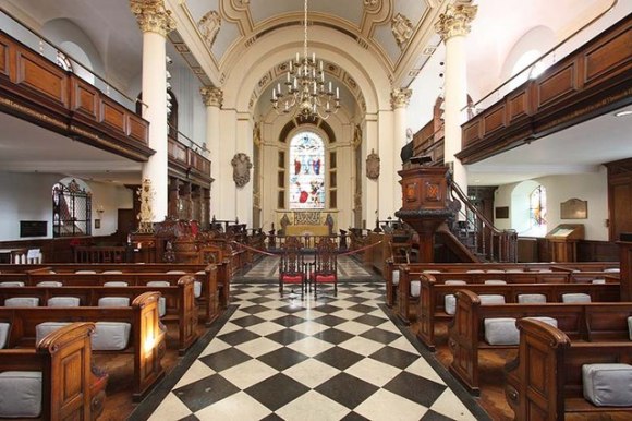 St_Botolph_without_Bishopsgate_-_East_end